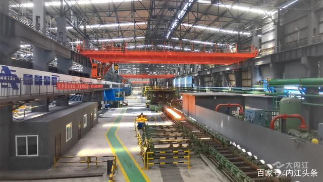 6月30日,西南地区首条,川渝地区唯一的中宽带钢材生产线"成渝钒钛科技